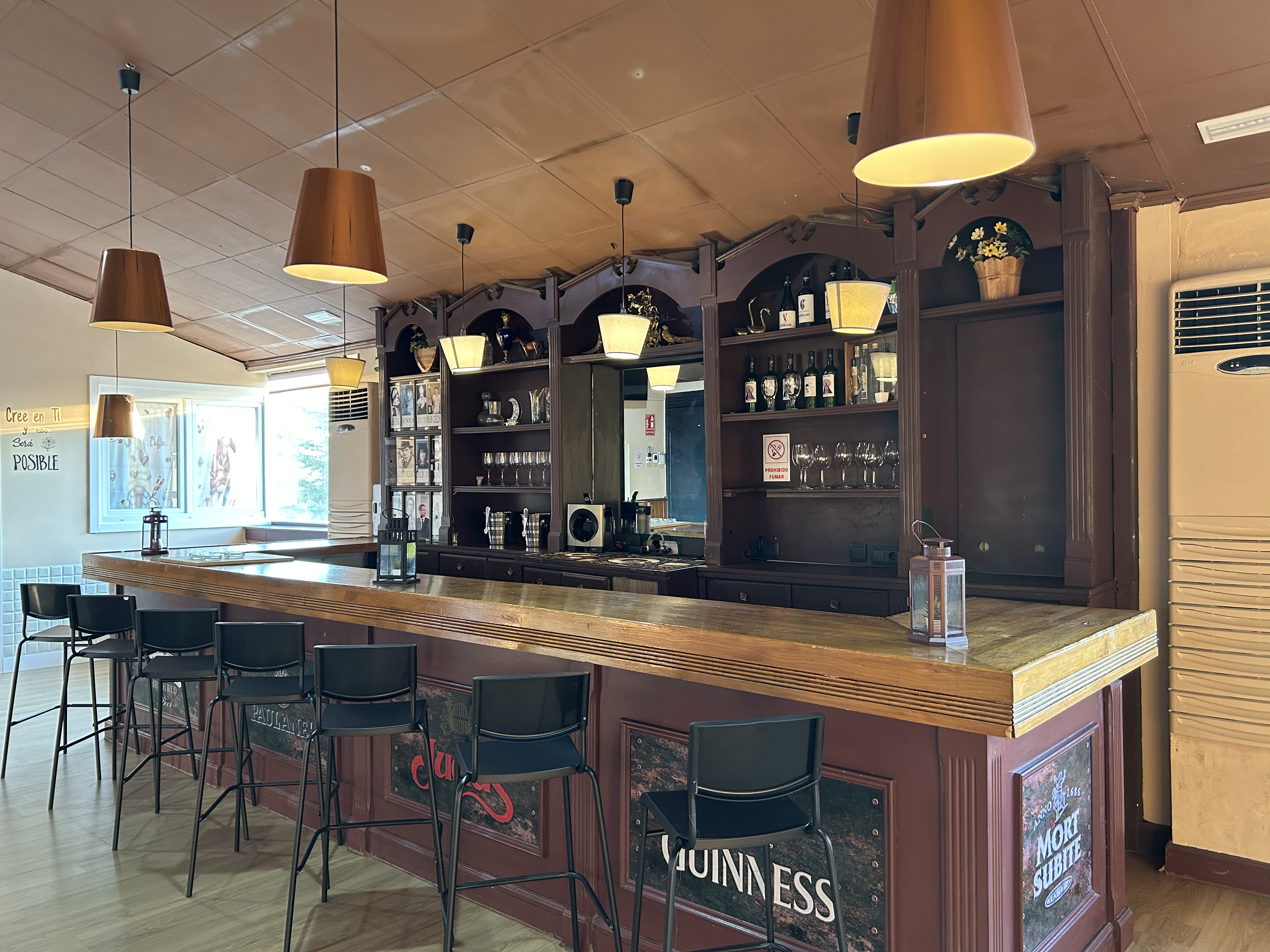 Interior del local Selecto